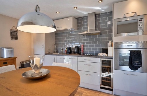 Buxton Cottage | End Barn at Blackclough Farm