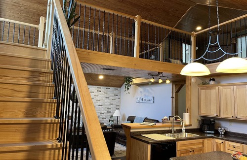 Sharpsburg Cabin | End of Summer Special. Weekday Rates Lowered. Private Retreat - Book Now!