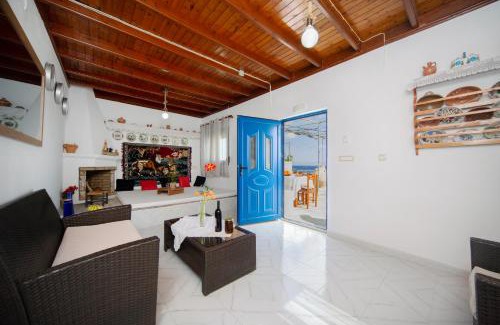 Stegna House | Endless Blue Stegna