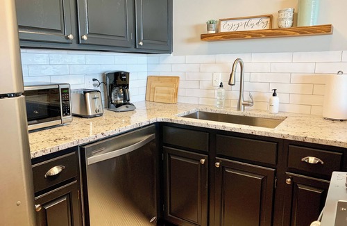 Nellysford Condo | Endless Mountain Top Views from All The Way Up!