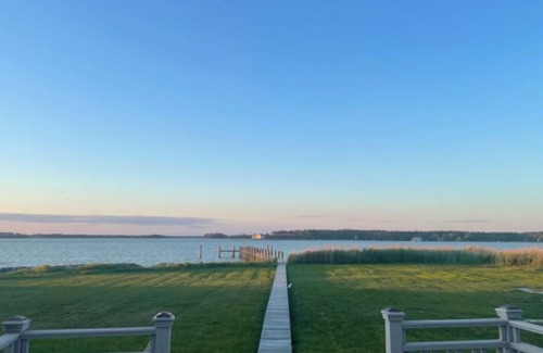Unionville House | "Endless Summer" Waterfront on the Chesapeake Bay!