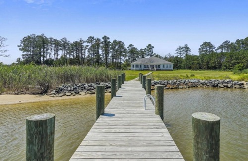 Unionville House | "Endless Summer" Waterfront on the Chesapeake Bay!
