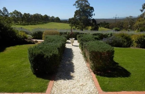 Barossa Goldfields House | Enerby Farm Cottage - located at Cockatoo Valley