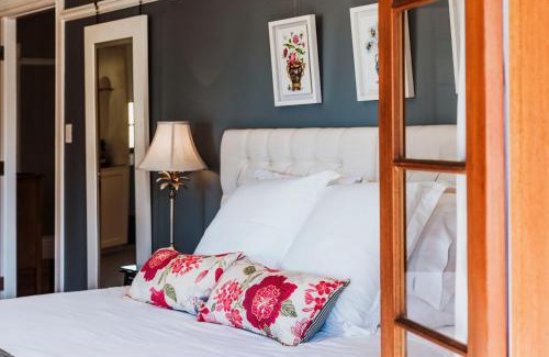 Menah Bed & Breakfast | Enfield House Mudgee