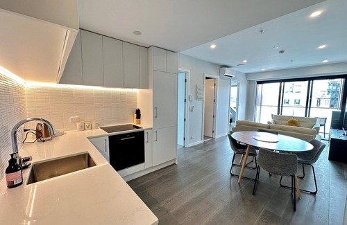 Mount Eden Apartment | Enfield Lux- Brand New Apartment