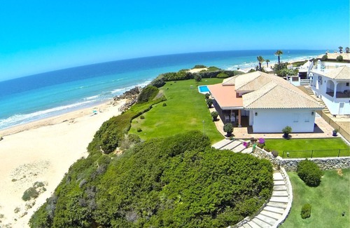 Cabo Roche Cabin | England House with Pool