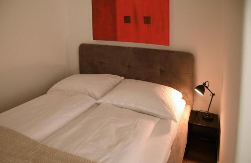 Hard Apartment | Engel Apartments