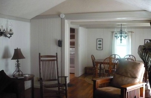 Gnaw Bone Cabin | Enjoy a Breath of Fresh Air at Trinity Hill!