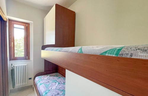 Trivigno House | Enjoy a relaxing vacation in this vacation home in a good location for exciting excursions.