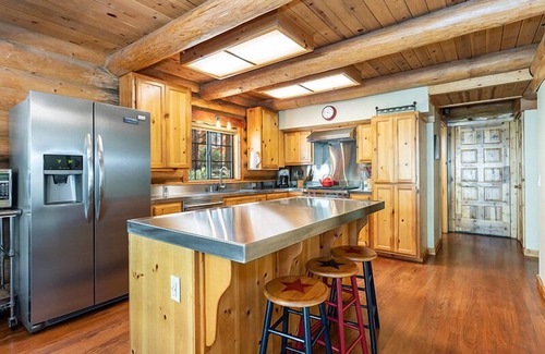Truckee Cabin | Enjoy grilling under the pines and make family memories to last a lifetime!