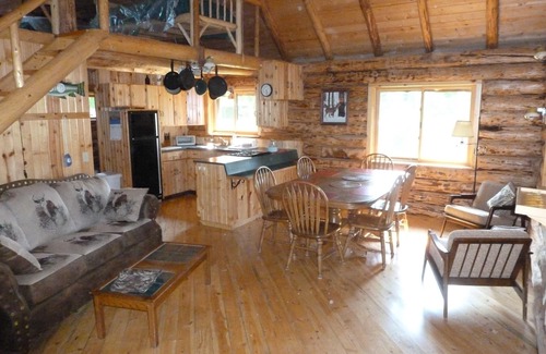 Crystal Falls Cabin | Enjoy nature and get away from it all!