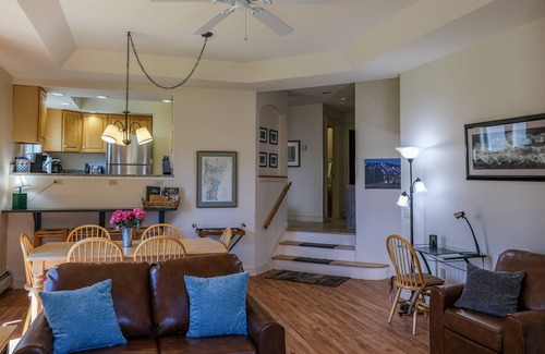 Ludlow Condo | Enjoy our ski in ski out condo. Located mid-mountain at Solitude Peak!