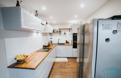 Pezinok Apartment | Enjoy panoramic view of The Little Carpathian