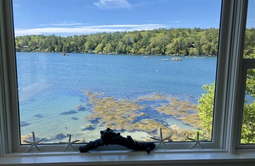 Boothbay Harbor House | Enjoy Secluded Privacy at this Cottage on the Water