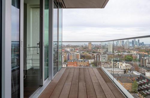 Whitechapel Apartment | Enjoy smart city living in this lovely apartment.