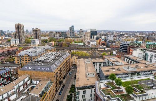 Whitechapel Apartment | Enjoy smart city living in this lovely apartment.