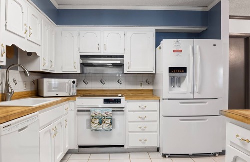 Kingsland House | Enjoy Southern Hospitality in Kingland Georgia, Bring Pets, Plenty Parking