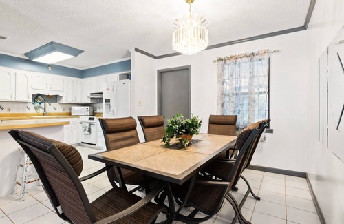 Kingsland House | Enjoy Southern Hospitality in Kingland Georgia, Bring Pets, Plenty Parking