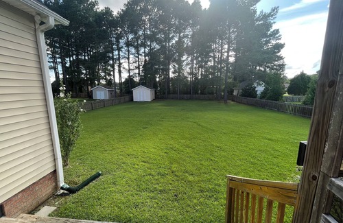 Brices Creek House | Enjoy the comforts of home while you're working in the area & visiting New Bern.