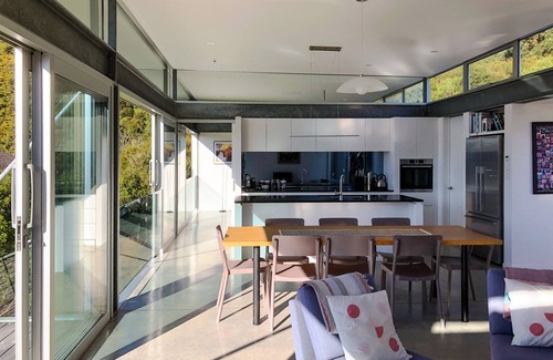 Waikawa Bay House | Enjoy the view