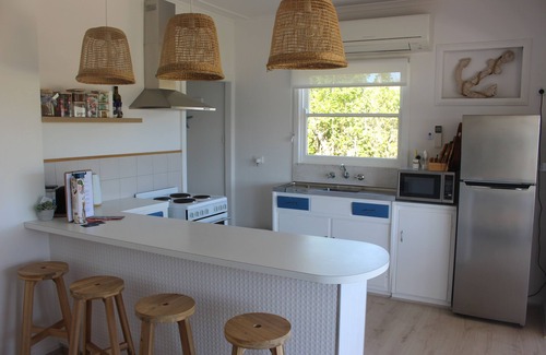 Alexandrina Cottage | Enjoy waterfront views and spectacular sunsets from this charming cottage.