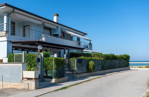 San Tommaso Tre Archi Apartment | Enjoy your vacation in this vacation apartment in the immediate vicinity of the sea.