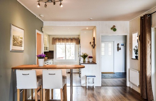 Sunda-Ramdalshojden House | Enjoy your vacation in this charming vacation home with sea views.