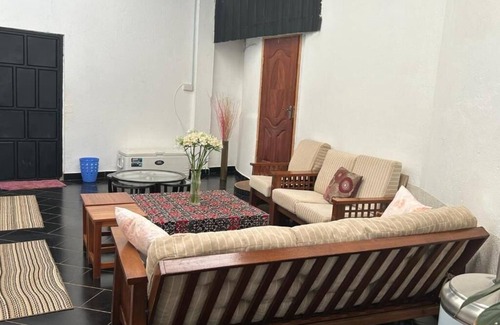 Limuru Bed & Breakfast | Enkishon Suites - 1 n