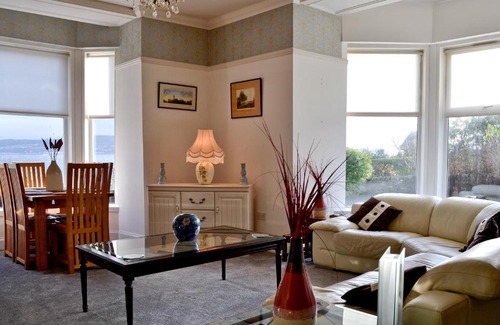 Kilmun House | Enmore Beach House