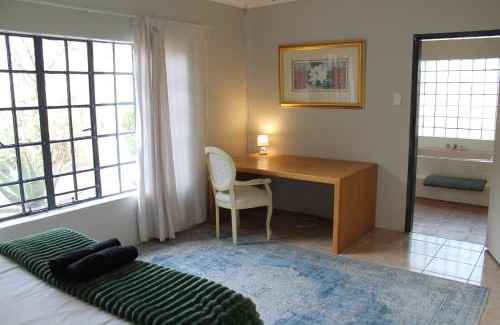 Kareeberg House | Enso Botanico 41 inside the Dinokeng Big 5 Game Reserve