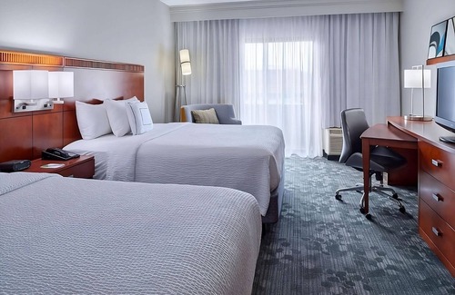 Indianapolis Hotel | Ensuring a Very Comfortable & Memorable Stay! Near Bumblebee Ruins
