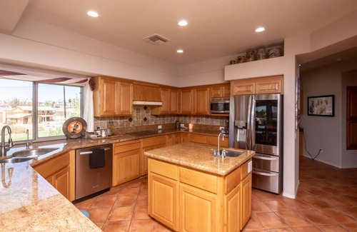 Residential Estates House | Entertainers dream with all the amenities!