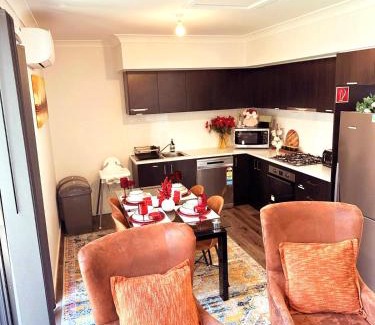 Oran Park Apartment | Entire 2br, hideaway
