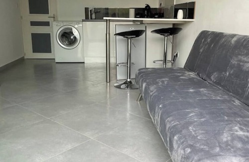 Junas Apartment | Entire apartment with private terrace