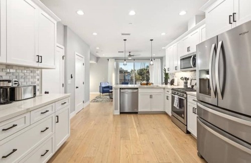 Normal Heights Condo | Entire Brand New Luxury Townhouse! #2