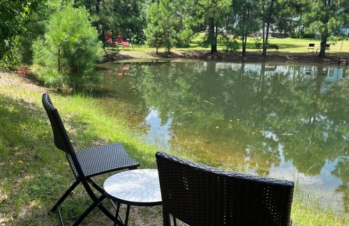 Magnolia House | Entire Guest House with Pool, Jacuzzi and Lake Access