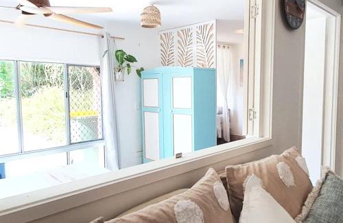 Tugun House | Entire Guest Suite - beach is 1 and half km - Pets Welcome