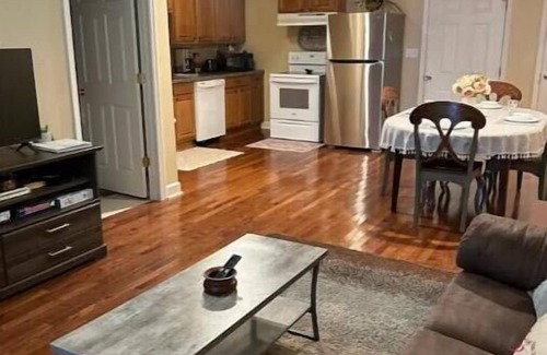 Goodlettsville House | Entire Guesthouse on Nashville Horse Farm Close to Downtown