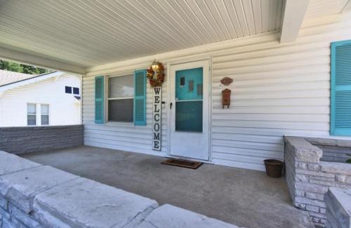 Cherry Street House | ENTIRE HOME*CHERRY ST*FOOD*FUN*DRINKS*SHOP*