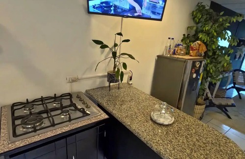 Santa Tecla House | Entire Home Cozy + Luxury Full equipped WIFInn