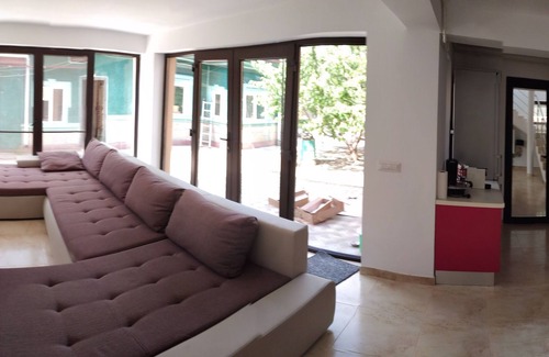 Bucharest House | Entire home with Garden