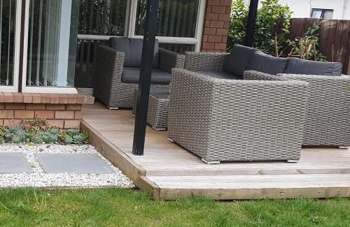 Papatoetoe House | Entire house 4 beds and close to airport public amenities