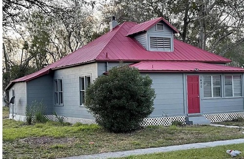 Saint Cloud House | Entire House