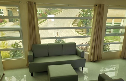 Tuba House | ENTIRE HOUSE W/ 2BR+WI-FI+KITCHEN