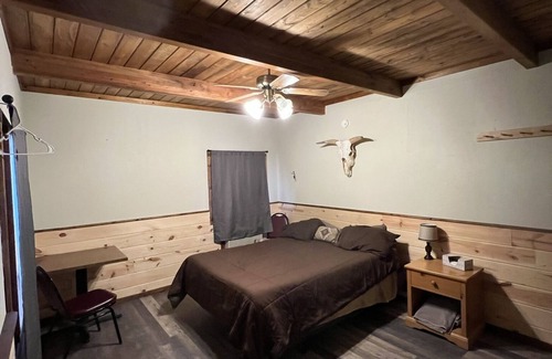 Sundance House | Entire Lodge at The Lodge at Devils Tower