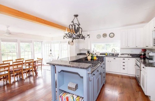 Kingston Other | Entire Property: Farmhouse (3bdr) and Barn Apartment (2bdr)