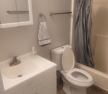 Galeville Apartment | Entire quiet 2 bedroom apartment