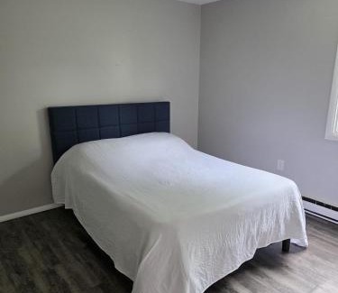 Galeville Apartment | Entire quiet 2 bedroom apartment