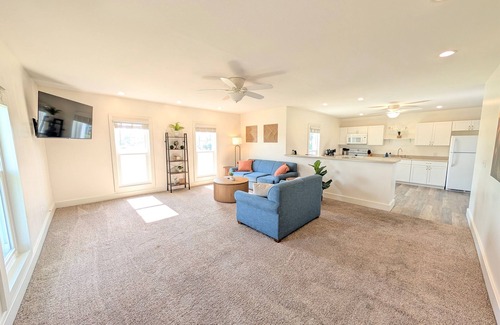 Fremont House | Entire River Retreat Duplex – 3BR, Yard, Fire Pit
