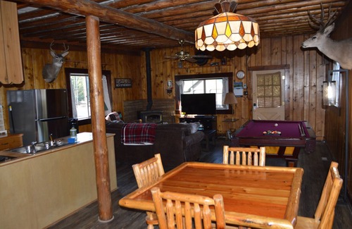 Pinnacle House | Entire Rustic House Close to Glacier Park Vacation